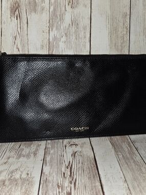 Coach Black Leather Zip Travel Pouch Clutch Cosmetic Bag Gold Logo